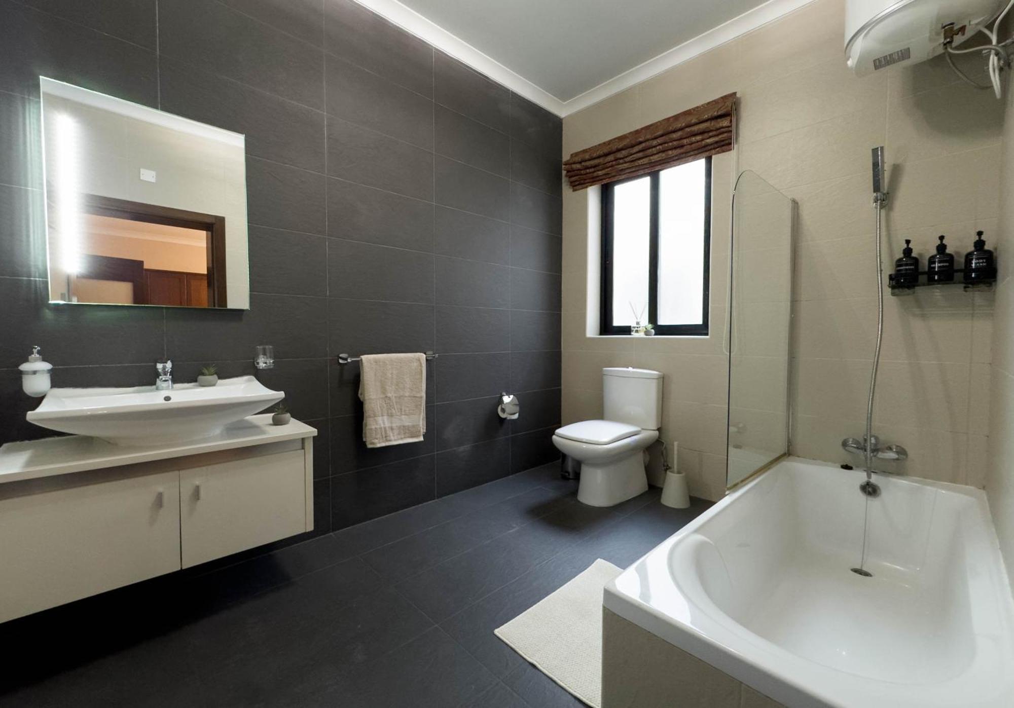 Appartement Jacuzzi Terrace Getaway With Valletta Views